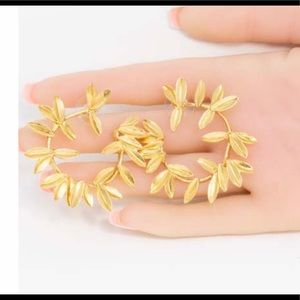 Oscar de la Renta gold plated earrings